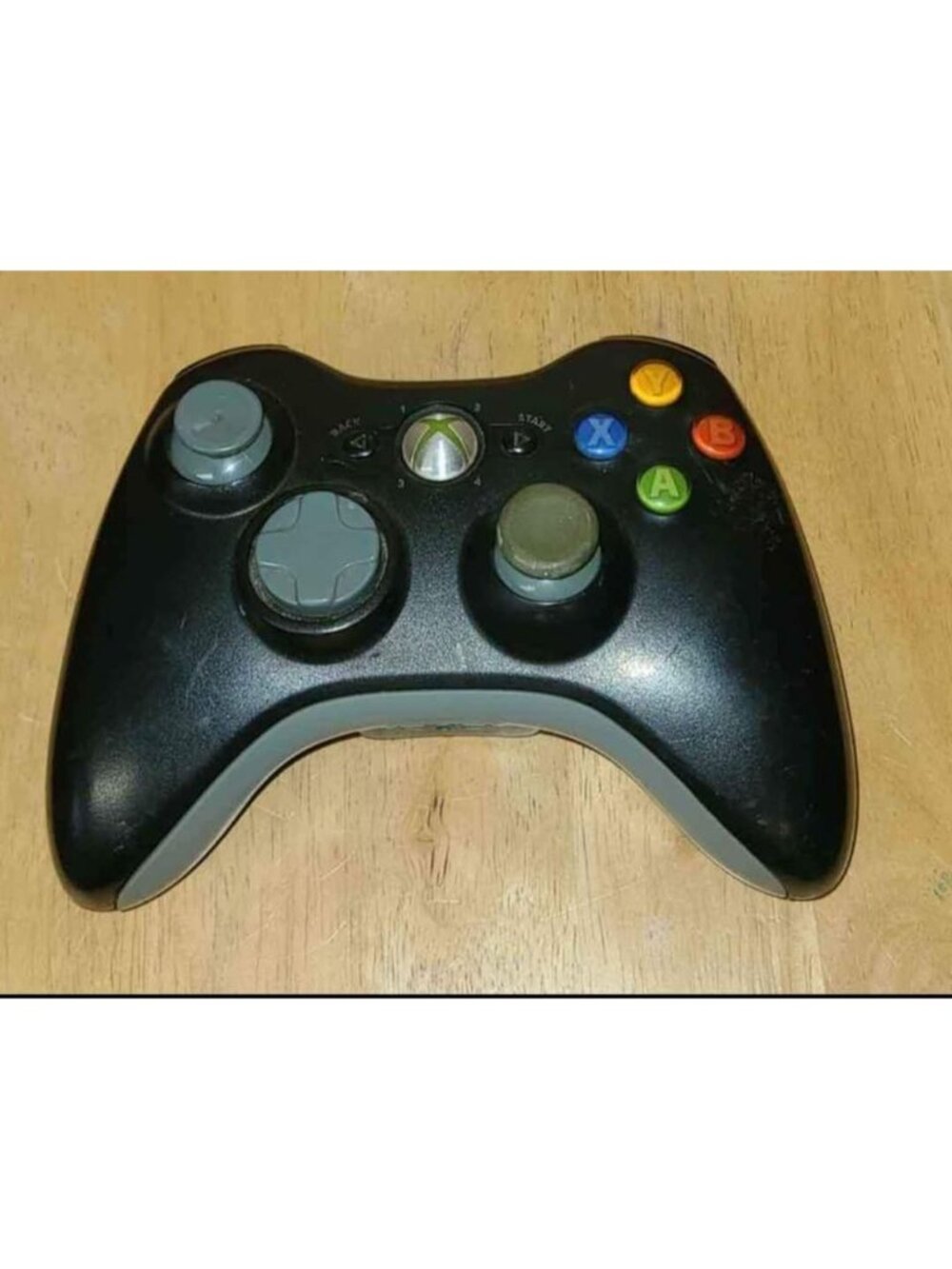 Xbox 360 wireless controller without battery pack.   D1